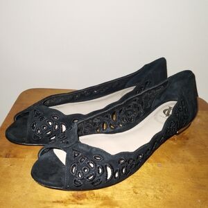 VC Signature Black Suede Open Toe Size 8